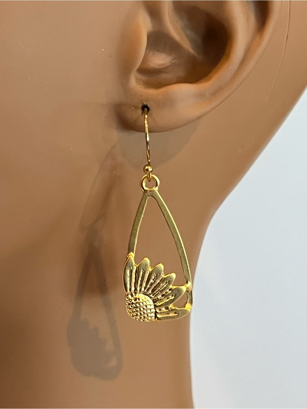 Golden Sunflower Earrings - Picture 1 of 2